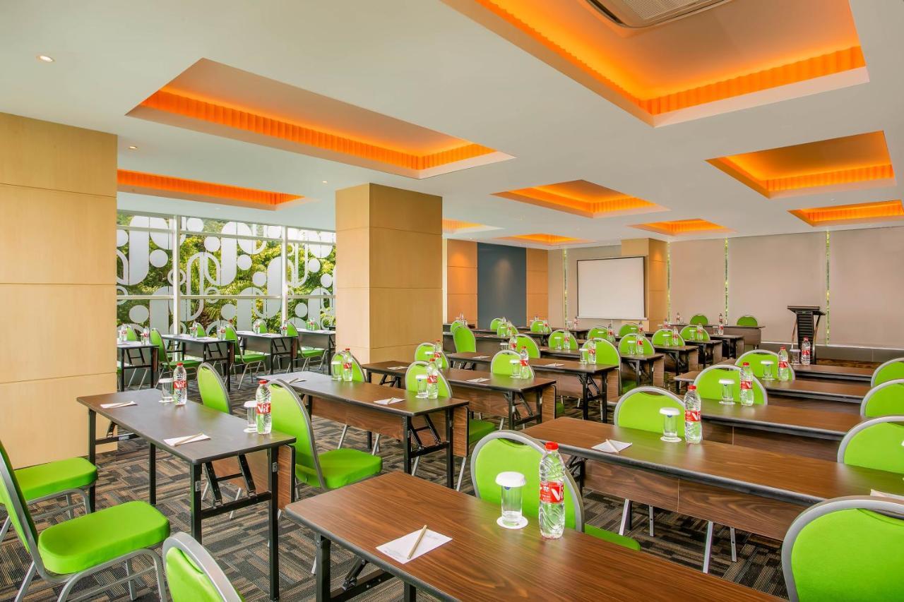 Zest Parang Raja Solo By Swiss-Belhotel International Bonorejo Экстерьер фото